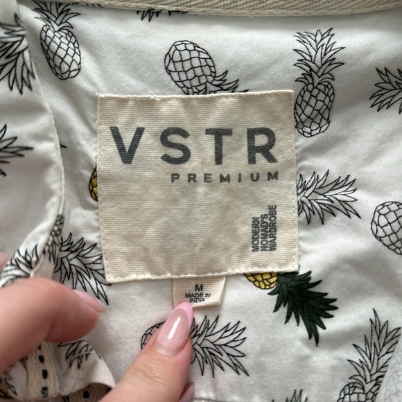 Button Down Short Sleeve Pineapple Shirt White - Picture 2 of 3